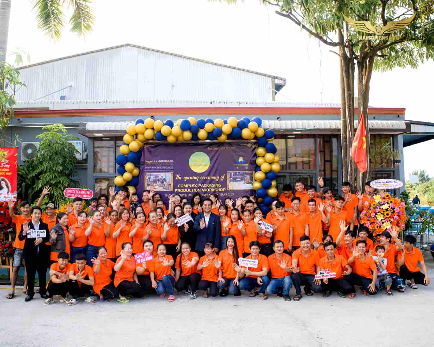 Đội ngũ Nhân Viên Nam Thiên Sáng